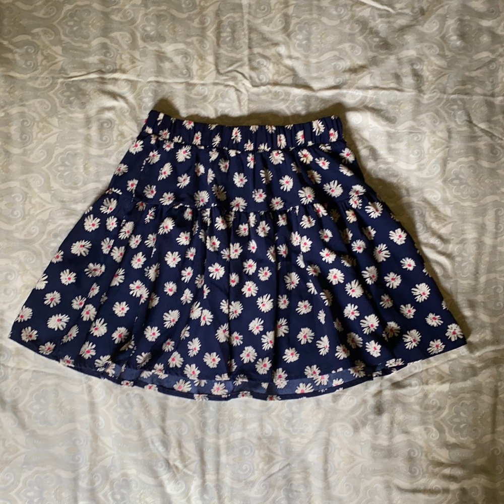 Daisy skater skirt